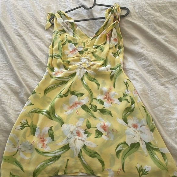 Reformation Carmensita Dress - Picture 2 of 6